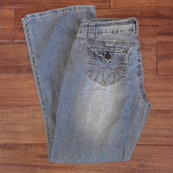 Hydraulic Premium Stretch Faded Bootcut Jeans - Picture 5 of 8